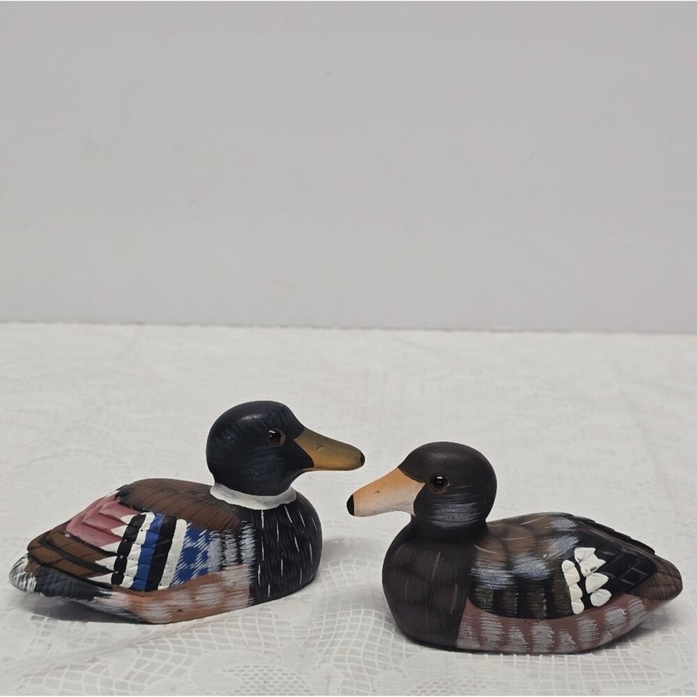 Vintage Soapstone Carved Hand Painted Duck Figurine Miniature Set Collectible